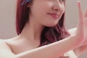 戴予桐私拍身临其境系列：网红演员的精彩生活