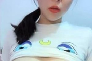 《欣赏气质奶妈的汁水鲜嫩、成熟主妇谈吐祥和的聊天挤馒头视频》