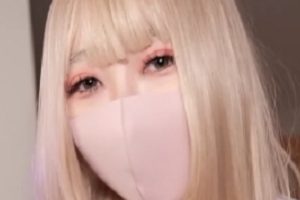 女学长占有清纯学妹：苗条身材、手指扣某处，660MB高清1v影片，百度盘转载搬运。