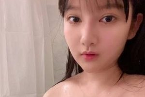 童颜大罩杯小尤奈1V129M精彩短片，百度云超清下载