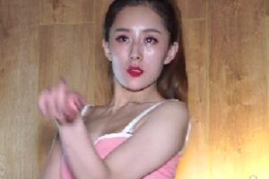 小楠楠238V1.22G舞出精彩