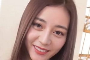 《艾薇拉女神沉沦》：高叶、杨颖、宋轶黑丝女教师的光“阴”之旅