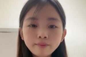 清纯掰逼抠穴放飞自我笑一笑真甜美