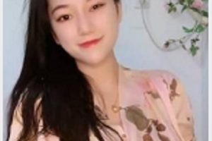 快手巨熊主播琳宝土豪定制，9V109M，颜值大姐姐车灯跳舞