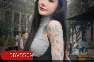 火爆网红龙猫夫妇CarrieButterfly&sexychloe56，138个视频556兆