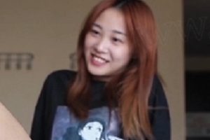 脚模摄影初恋舔1V影片百度盘