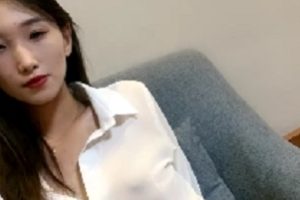 1V私房诱惑：苗条小乖乖细腰美臀翘臀桌面诱惑