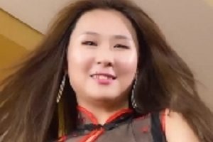 舞艺吧半身4K灯灯最新合集20V5.2G，精彩舞姿