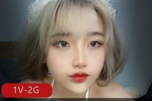 反差linhiyuum福利姬最新合集1V2G，车灯表演自拍