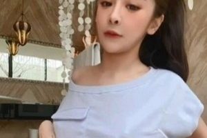 奇妙虎牙甜美宝岛校花谢侑芯最新合集87V8.4G，娇滴滴红衣日常诱惑