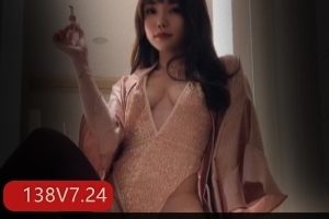 推特红人芝芝气质美女最新合集138V7.24G，诱惑比基尼直播