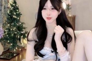 转载搬运超清纯小姐姐直播合集1V2.85G，放飞自我百度盘