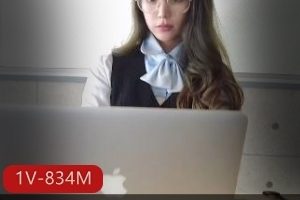 快手甜美Naomii最新视频通话合集1V834M，领导自拍，时长19分