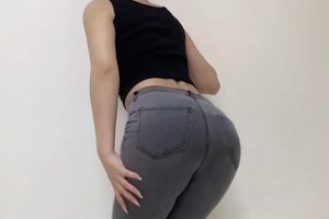 丝袜福利姬优优定制私拍合集NV145G，百度盘分享