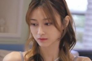 idol传媒女神芯萱最新合集2V800M，高清羞涩教学视频