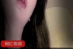 某推miniko818美腿合集30部12G太顶了