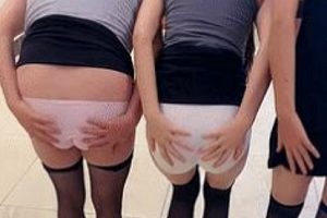 推特别墅李娜私拍多人互助1.55G超乖