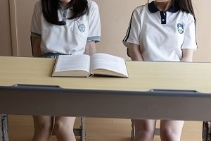 私拍杏子鱼子酱闺蜜视频4部13.4G火辣